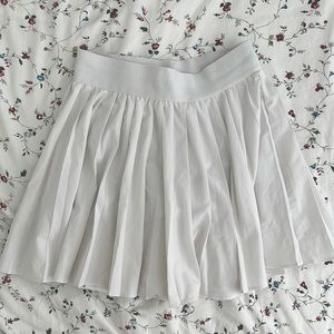 Aritzia TNA Tennis Skirt